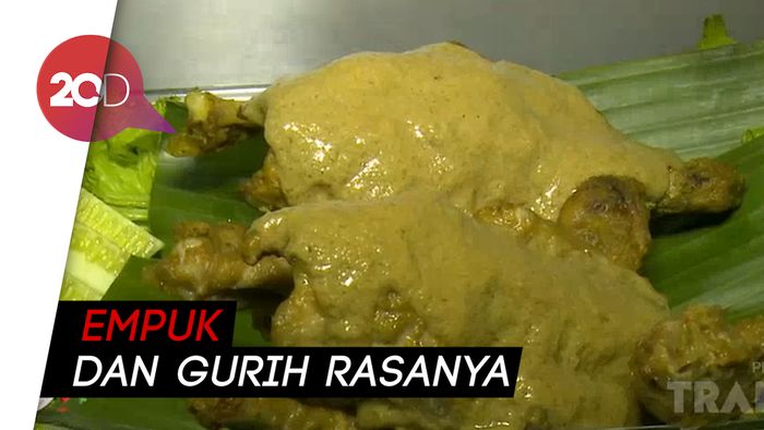 Bikin Laper: Jajal Ayam Bakar Ungkep Satu Ekor