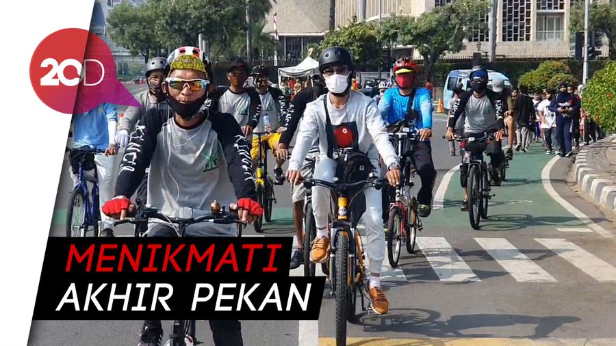 Kawasan Khusus Pesepeda Dibuka, Jl Medan Merdeka Barat Ramai Warga