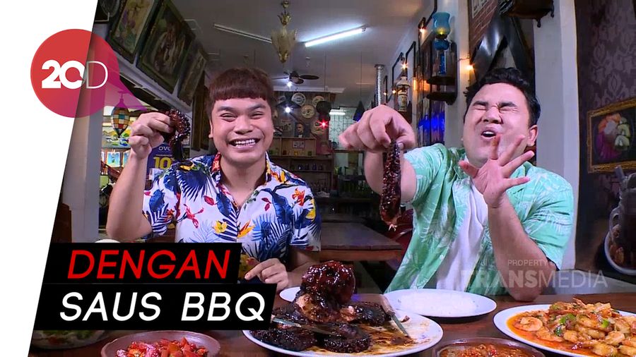 Bikin Laper: Santap Gurita Bakar Seberat 2 Kg