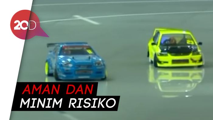Serunya Nge-drift dengan Mobil Remote Control