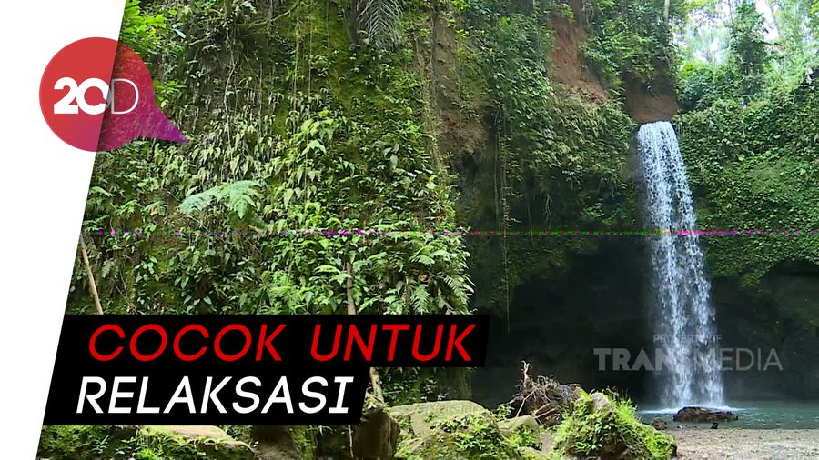 Celebrity on Vacation: Indahnya Air Terjun Tibumana Bali