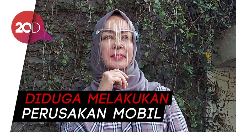 Chintami Atmanegara Polisikan Balik Deanni Ivanda