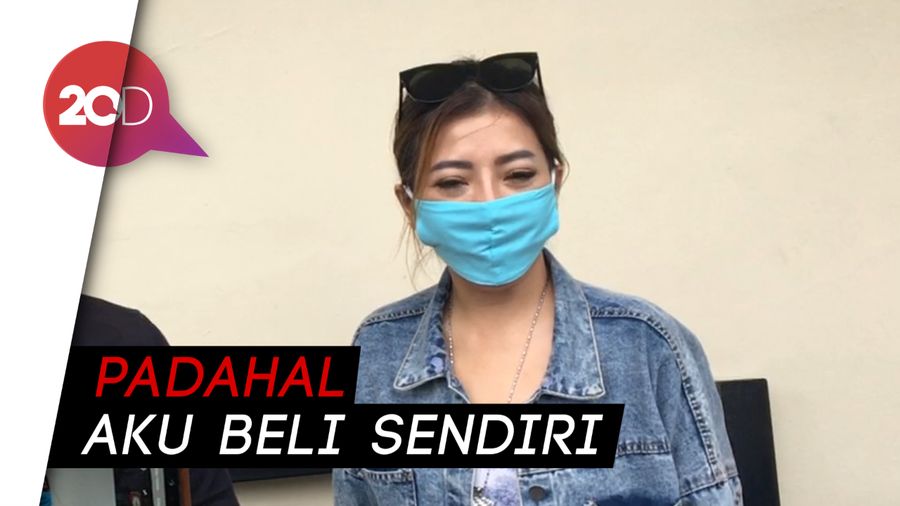 Bantah Dihadiahi Mobil Mewah Okan Cornelius, Lee Sachi: Pencitraan!