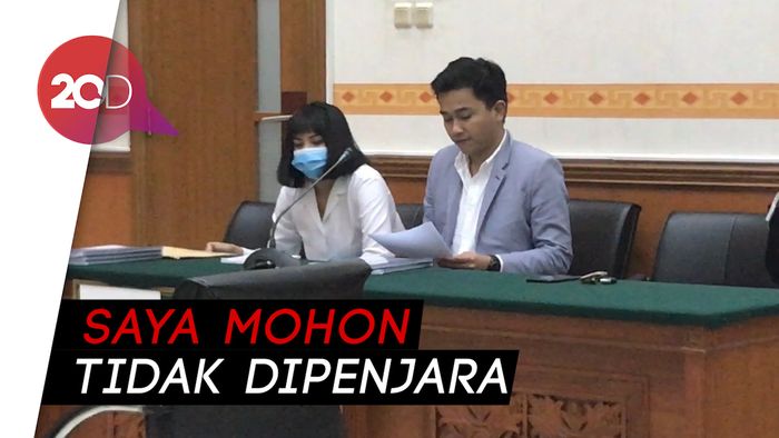 Isak Tangis Vanessa Angel Curhat di Depan Majelis Hakim