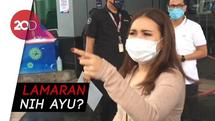 Reaksi Ayu Ting Ting soal Kabar Lamaran dengan Kekasih