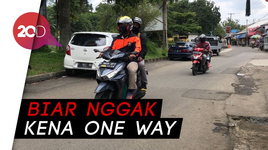 Wisatawan Bisa Gandeng Joki ke Puncak Lewat Jalur Alternatif