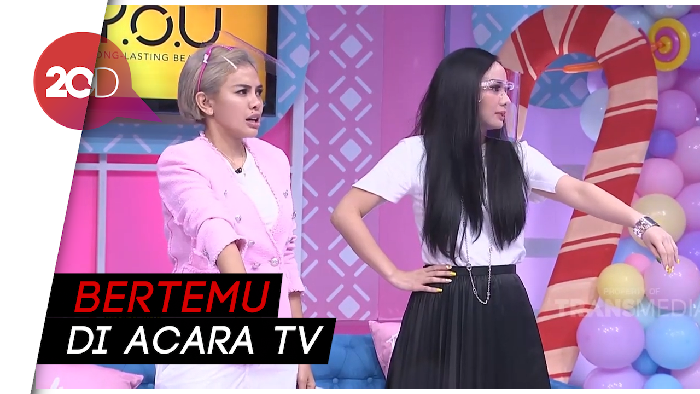 Outfit Nikita Mirzani vs Denise Chariesta, Punya Siapa Lebih Mahal?