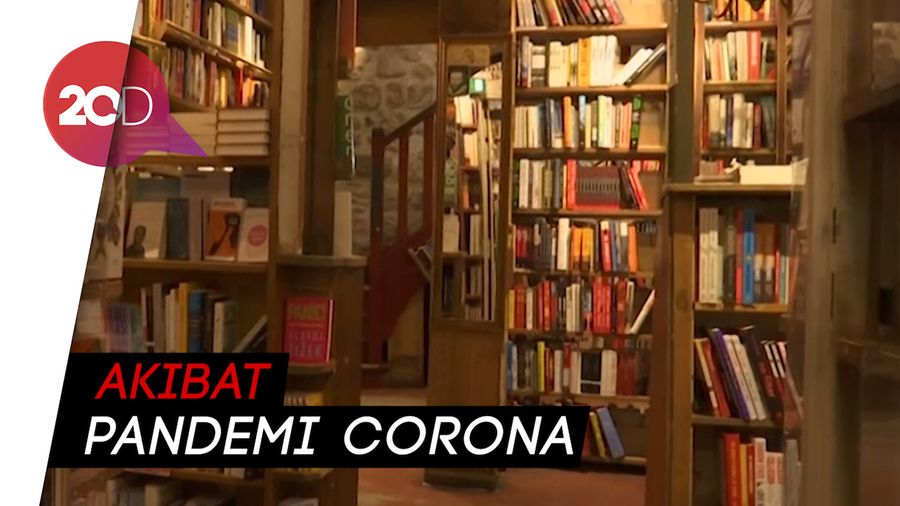 Toko Buku Berusia 100 Tahun di Paris Terancam Bangkrut