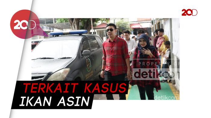 Rey Utami Tak Didampingi Pengacara Saat Bebas dari Penjara