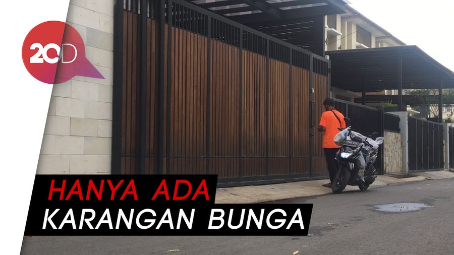 Suasana Rumah Nikita Mirzani yang Disebut Bakal Diserbu Massa