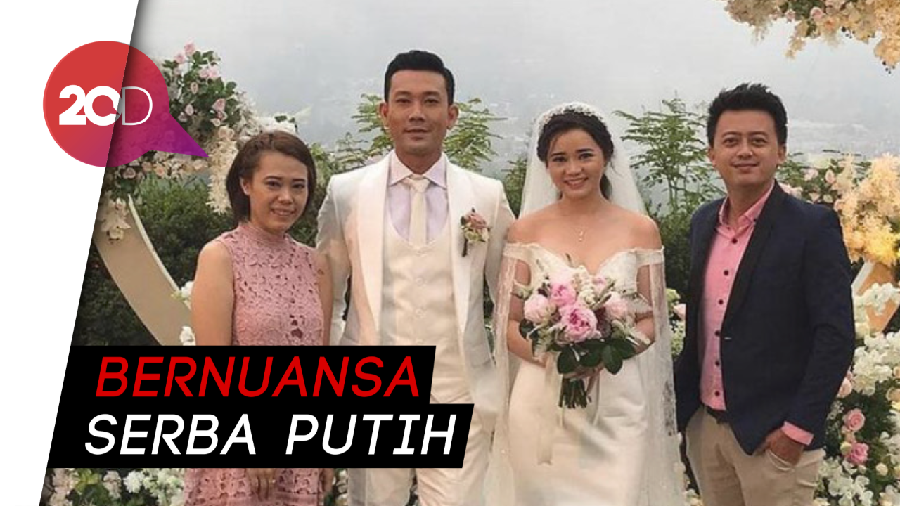 Happy Wedding! Denny Sumargo Resmi Jadi Suami Olivia Allan