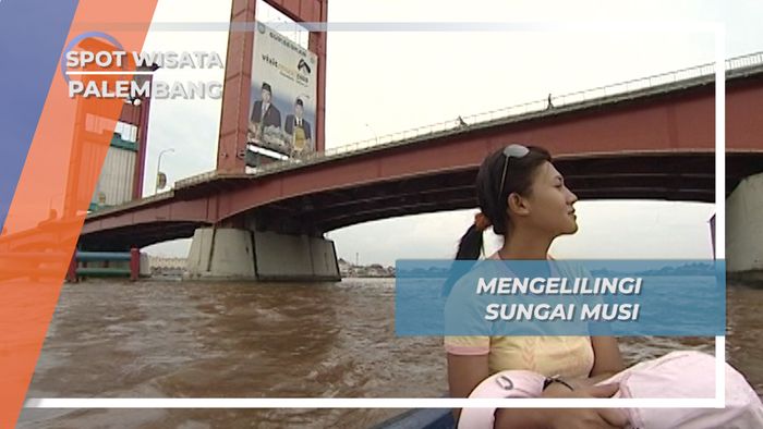 Berperahu Klotok di Sungai Musi Palembang