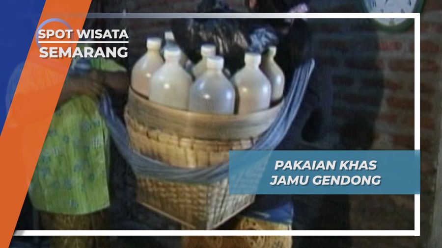 Kain Jarik dan Pakaian Khas Penjual Jamu Gendong, Semarang