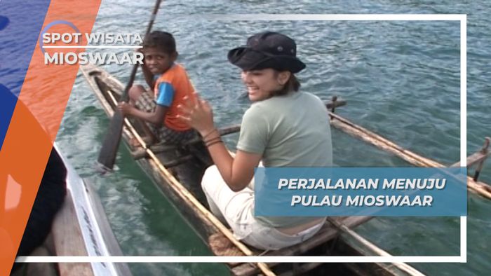 Perjalanan menuju Pulau Mioswaar, Papua Barat