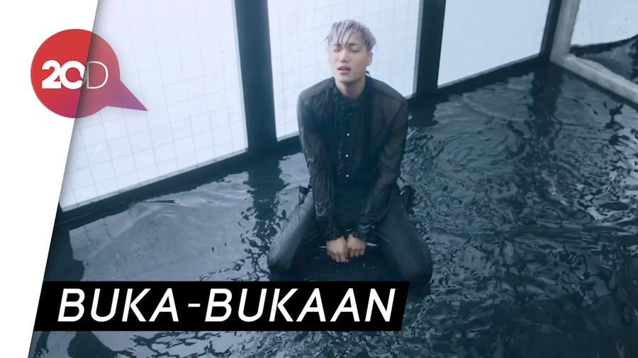 Kai EXO Ungkap Sisi Lain di Debut Solo Mmmh