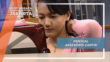 Memiliki Paras Cantik, Wanita ini Berkeliling Kantor Menjajakan Aksesoris, Jakarta