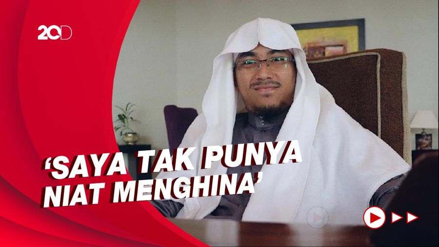 Ustaz Maaher Nangis Ingin Cium Tangan Habib Luthfi