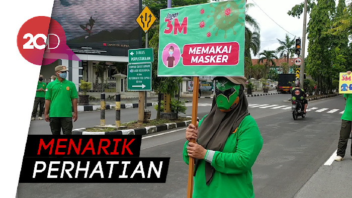 Aksi Power Rangers Ajak Masyarakat Ciamis Lakukan 3M