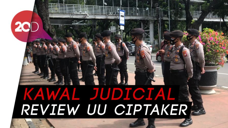 Bakal Ada Demo Buruh, Polisi Berjaga di Medan Merdeka Barat