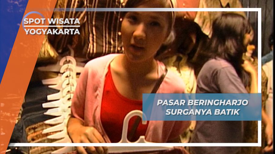Ber-Vespa Ria Menuju Pasar Beringharjo, Surganya Batik Malioboro Yogyakarta