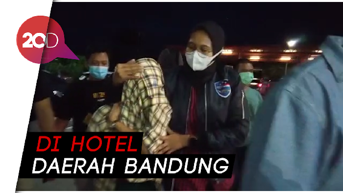 Penampakan Artis TA Digiring di Polda Jabar Terkait Dugaan Prostitusi