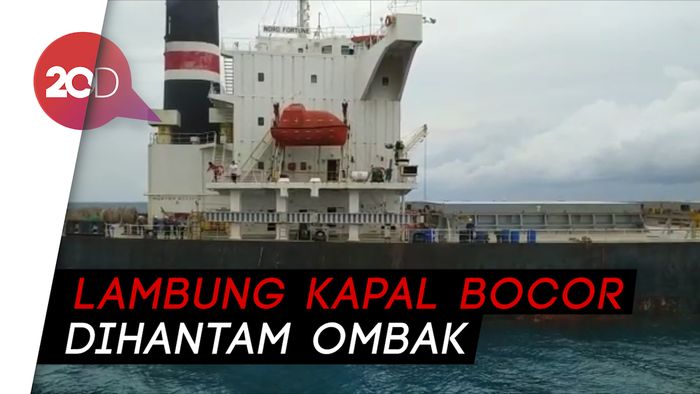 Kapal Pengangkut 650 Ton Pupuk Tenggelam di Pangkalan Bun, ABK Selamat