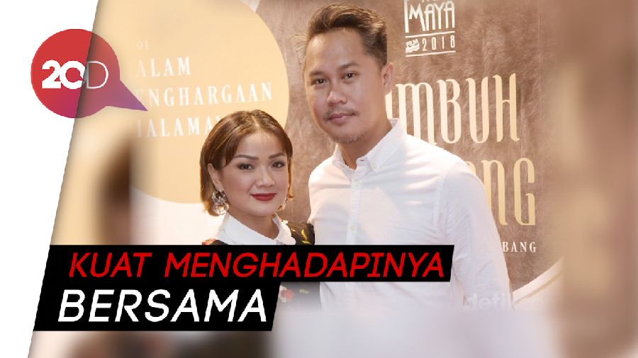 Positif Corona, Nirina Zubir dan Suami Saling Menguatkan