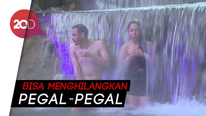 Celebrity on Vacation: Berendam Air Belerang di Subang