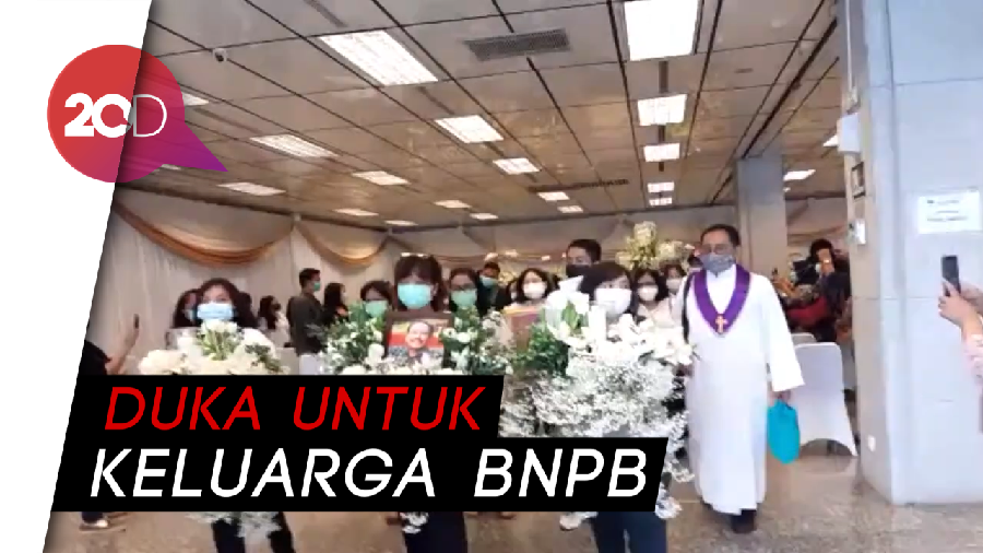 Prosesi Doa dan Pemakaman Untuk Deputi BNPB Wisnu Widjaja