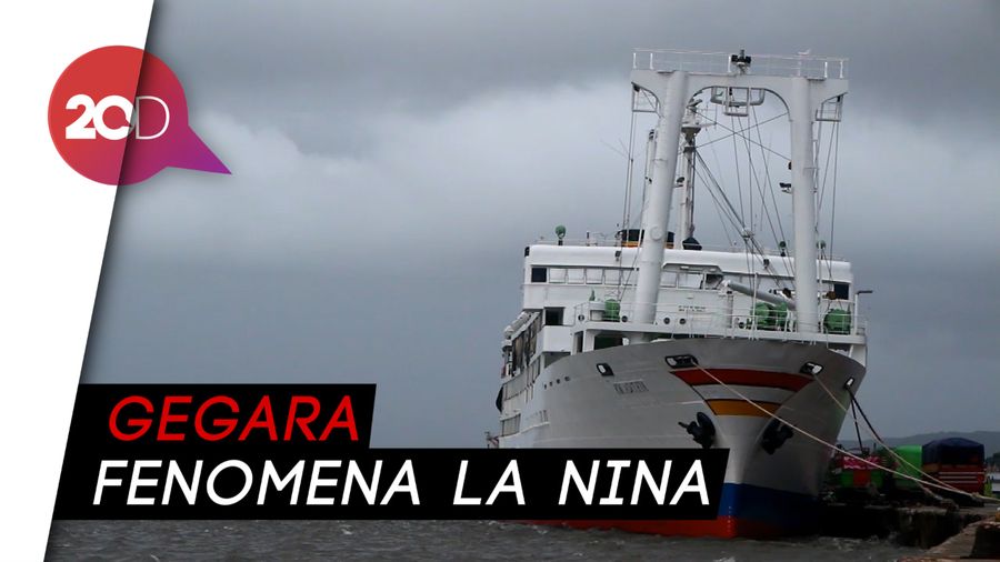 Gelombang 4 Meter di Perairan Selat Makassar, Kapal-kapal Menepi