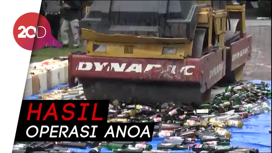 Polisi Musnahkan Ribuan Minuman Beralkohol, Pabrikan hingga Tradisional