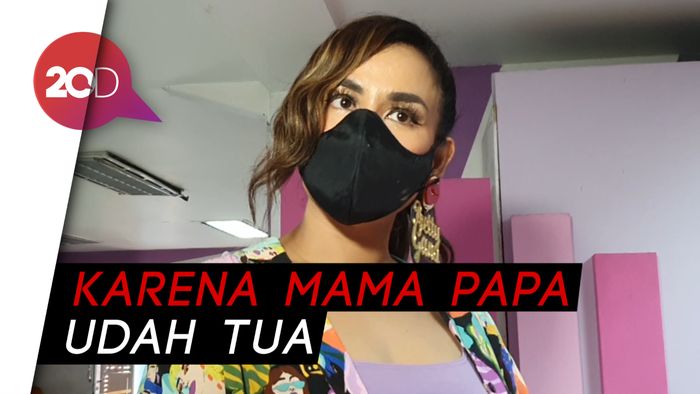 Jelang Natal, Melaney Ricardo Wajibkan Keluarga Tes PCR Swab