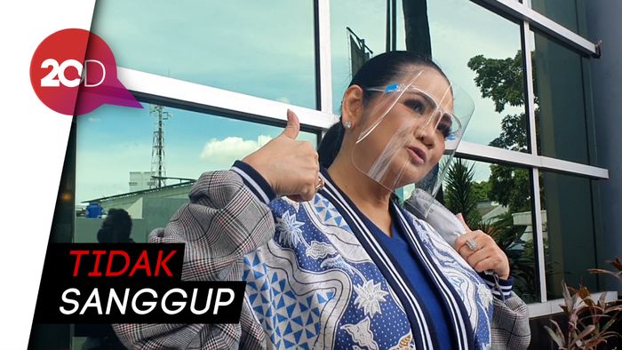 Banyak Selebriti Jadi YouTuber, Vina Panduwinata Tak Tertarik