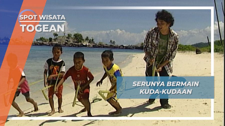 Berkuda Menggunakan Pelepah Pisang, Permainan Tradisional di Togean, Sulawesi Tengah