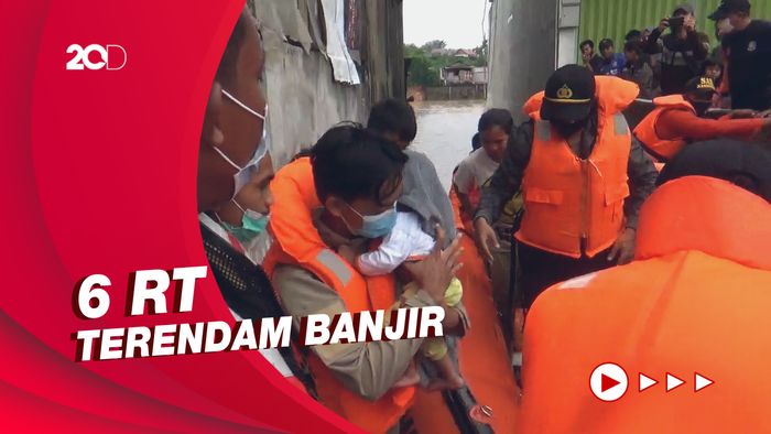 Banjir 1,5 Meter Terjang Jambi, Tim Gabungan Evakuasi Warga