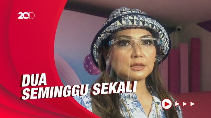 Nia Daniaty Rutin Lakukan Swab Test Selama Pandemi