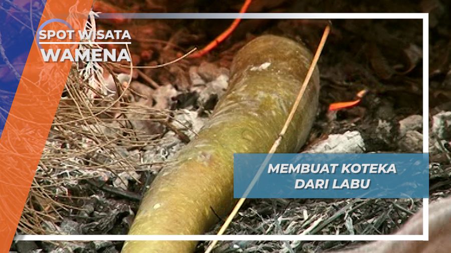 Pembuatan Koteka Warga Desa Kurulu, Wamena