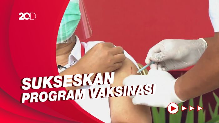Momen Menkes hingga Ketua IDI Divaksin di Istana Negara