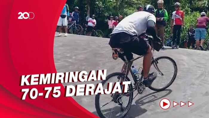 Sensasi Gowes di Tanjakan Langit Cijengkol Lembang