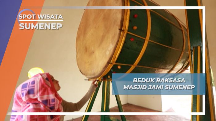 Beduk Raksasa Penghuni Gapura Masjid Agung Sumenep