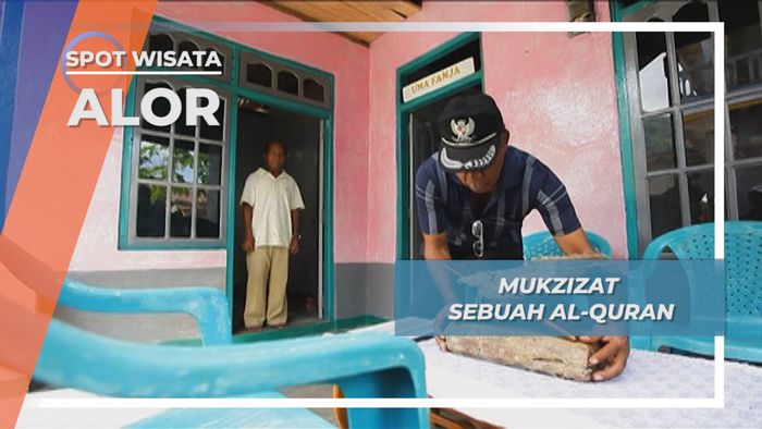 Mukzizat Al Quran Tua Kulit Kayu Selamat dari Kebakaran Pulau Alor 