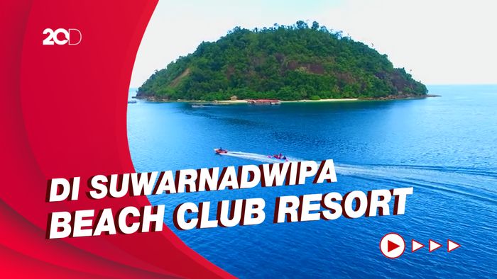 Celebrity on Vacation: Seru-seruan Main Banana Boat 