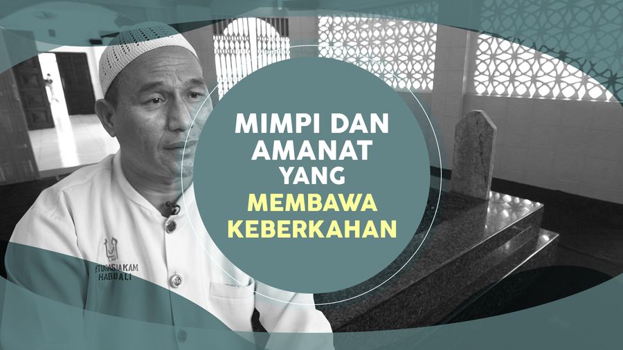 Penjaga Makam Habib di Rumah Allah