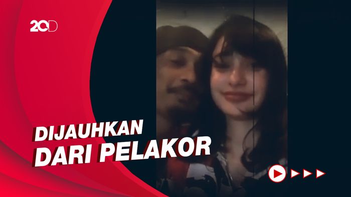 Doa Nora Alexandra di Ultah Jerinx ke-44