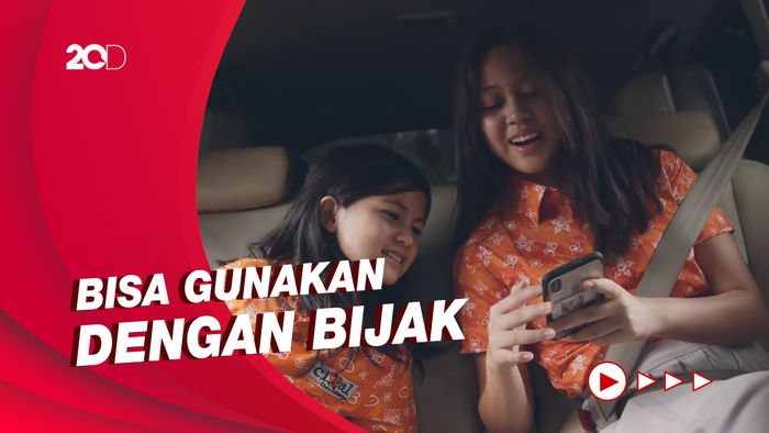 Usia Berapa Idealnya Anak Dikenalkan Internet?