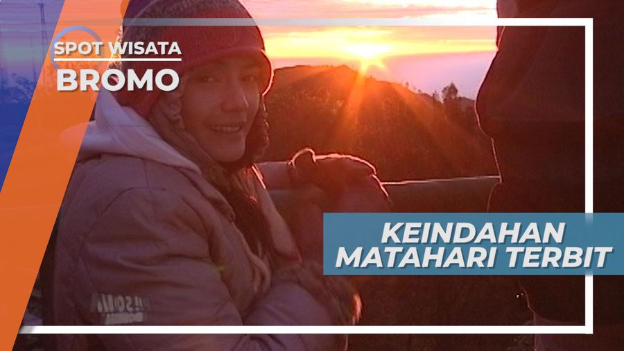 Pemandangan Matahari Terbit Gunung Bromo yang Tersohor