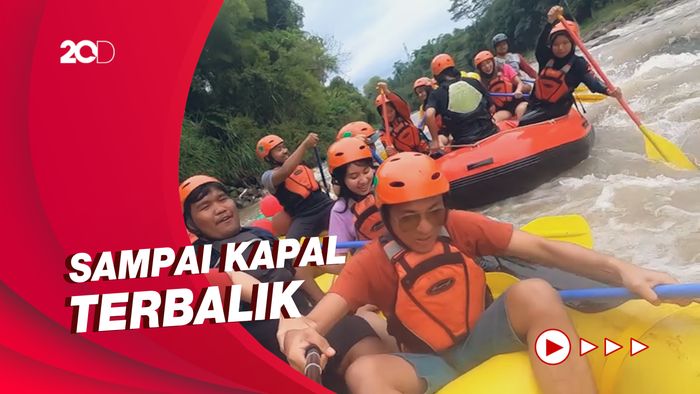 Celebrity on Vacation: Rafting di Tengah Arus Deras Sungai Ciwulan