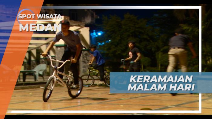Unjuk Kebolehan Para Penggiat Freestyle BMX Medan
