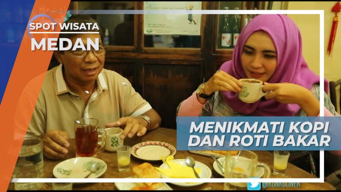 Menikmati Roti Bakar dan Kopi, Menu Ringan Santap Malam, Medan