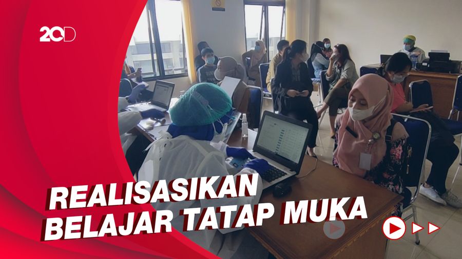 Pemkot Solo Kebut Program Vaksinasi COVID-19 untuk Guru